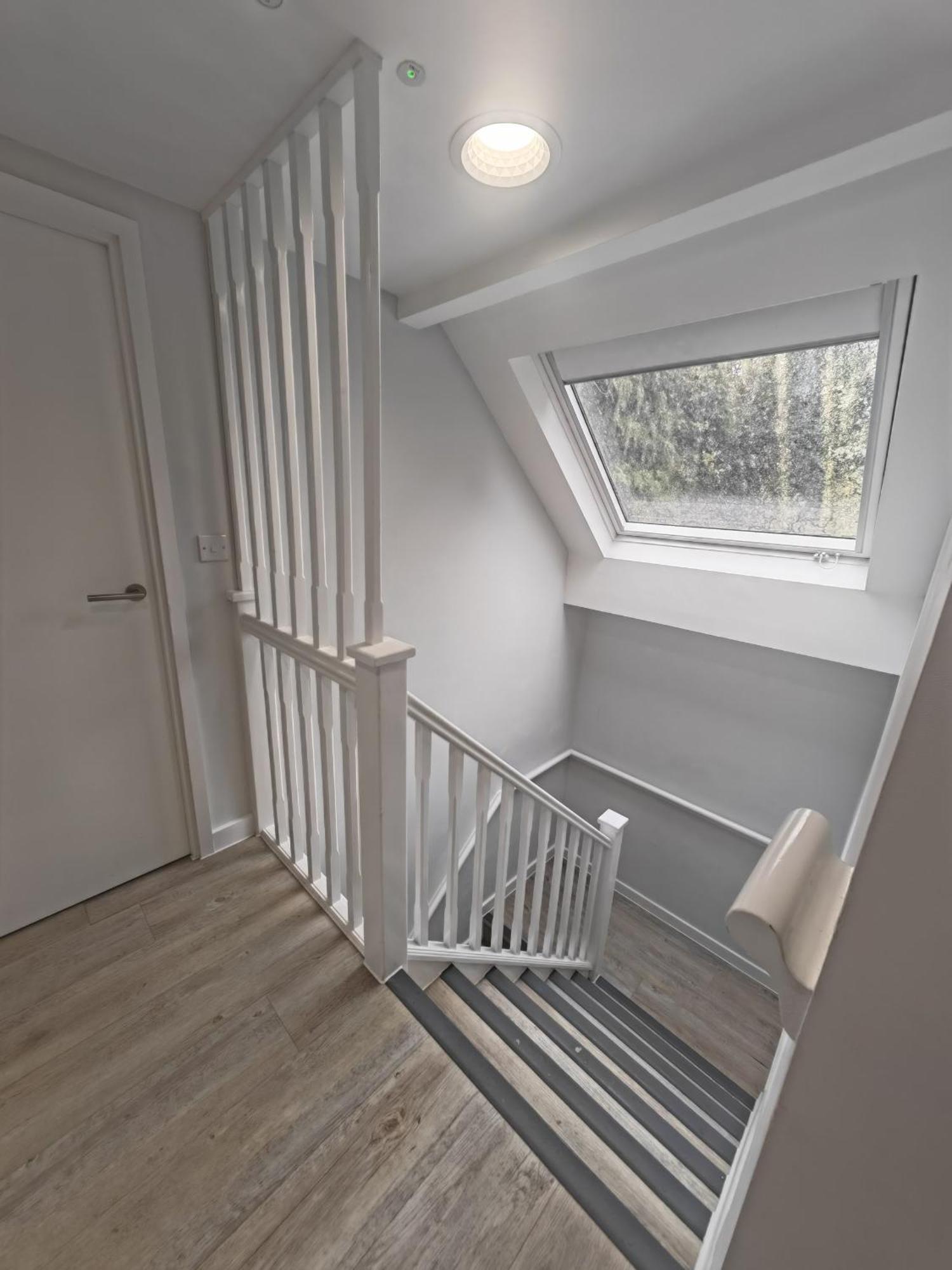Slieve Apartment Suites Бирмингем Экстерьер фото