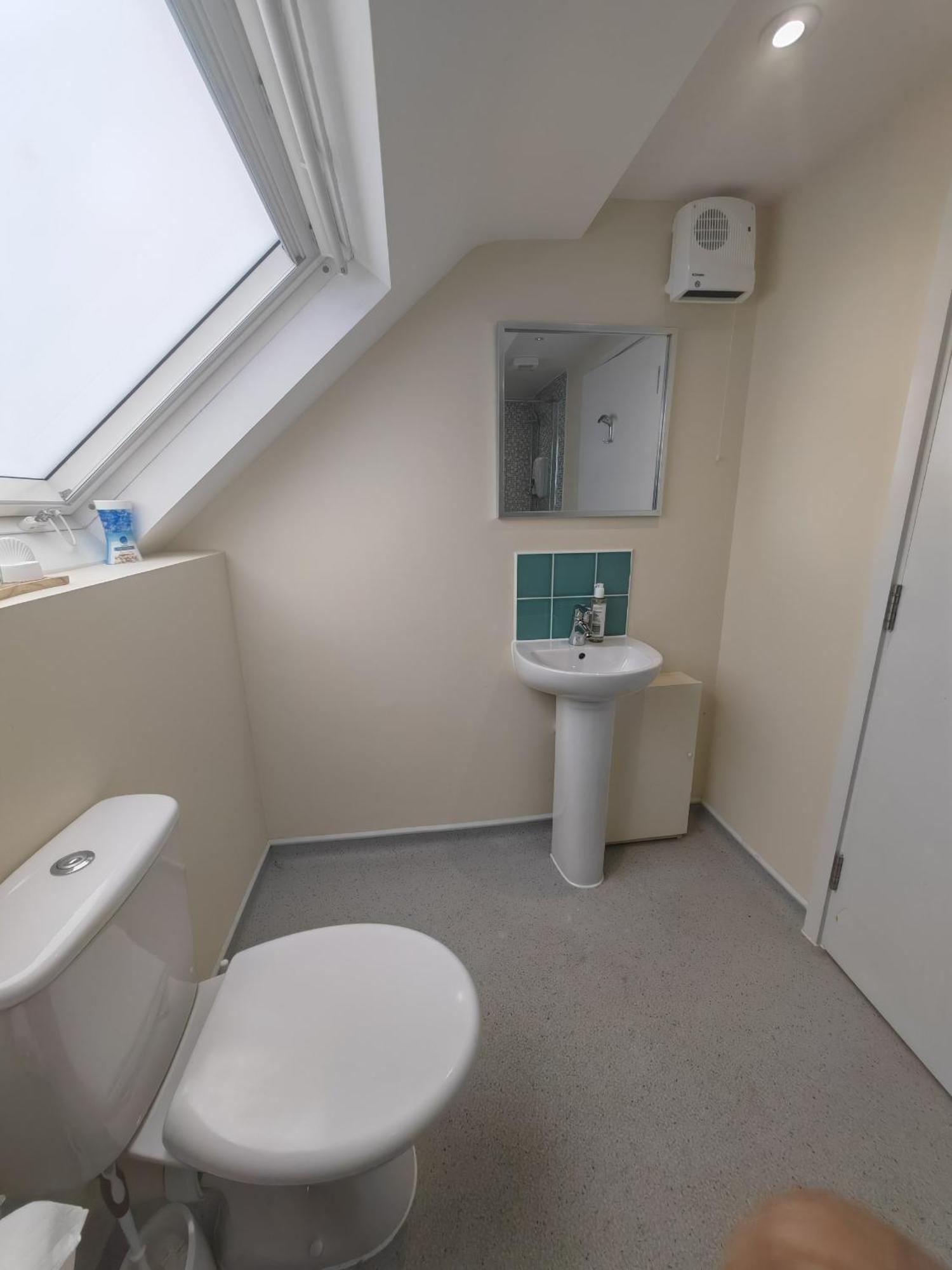Slieve Apartment Suites Бирмингем Экстерьер фото